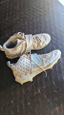 Men's Nike Baseball Cleats Size 11.5