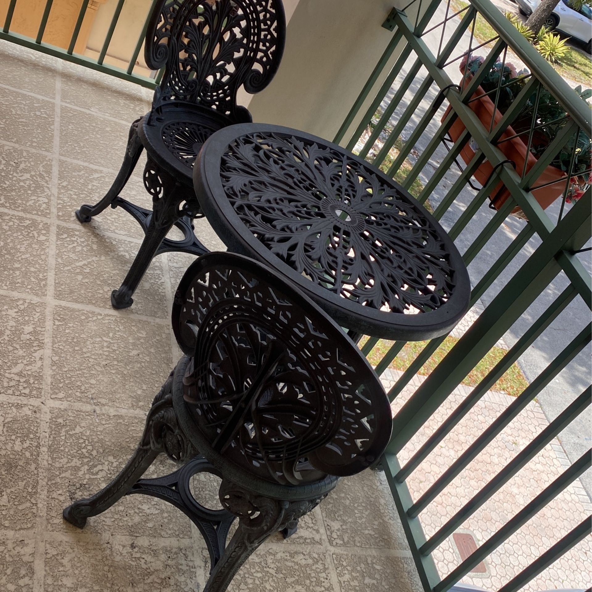 Plastic Garden Set (3 Pieces)