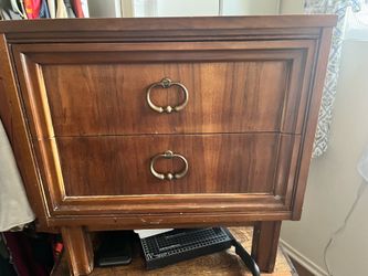 Vintage side dresser