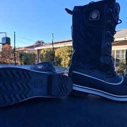 Women's Boots Size 8.5