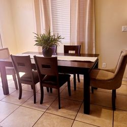 Dining Table With 4 Chairs 