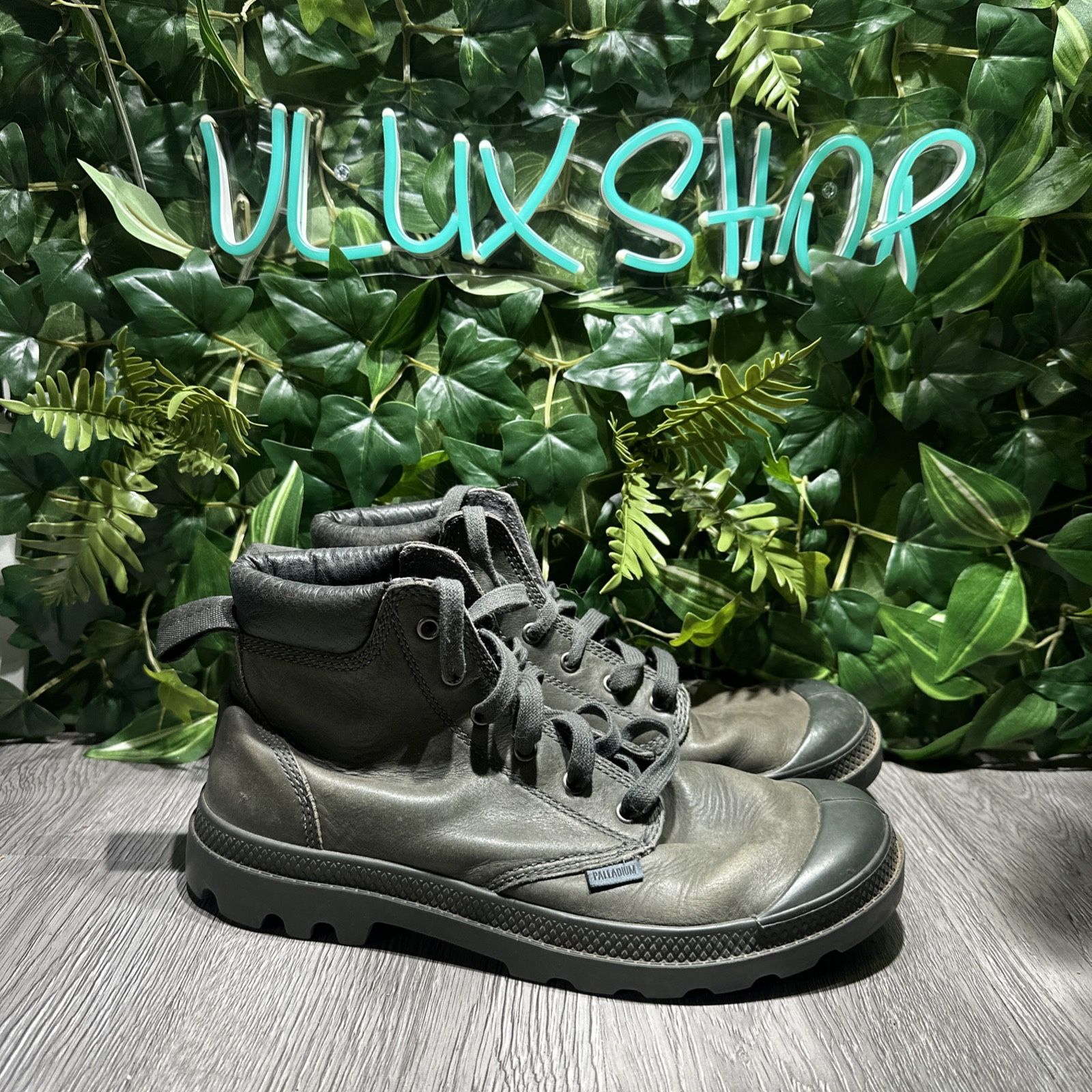 Palladium Men's Pampa High Cuff Soft Leather Boots Military Green US 9.5