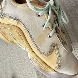 Kids Nike LeBron XXII Basketball Shoes 3.5Y