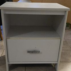 Free Nightstand White