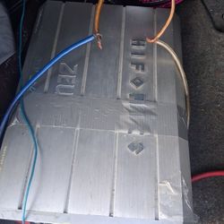 1000 Watt Zeus Hifonics Amp.  Powerful Amp 