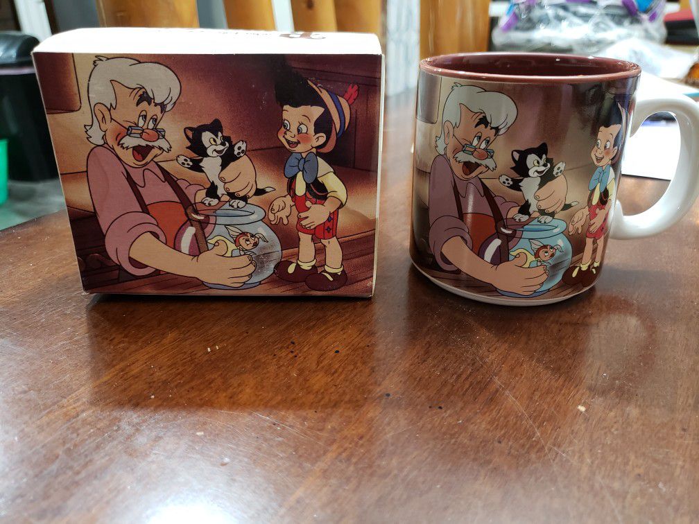 Disney Classic Pinocchio Collectible Mug