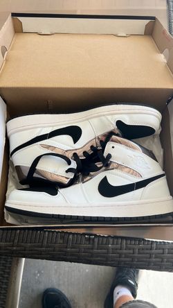 Air Jordan 1 Mid White Black Sneakers
