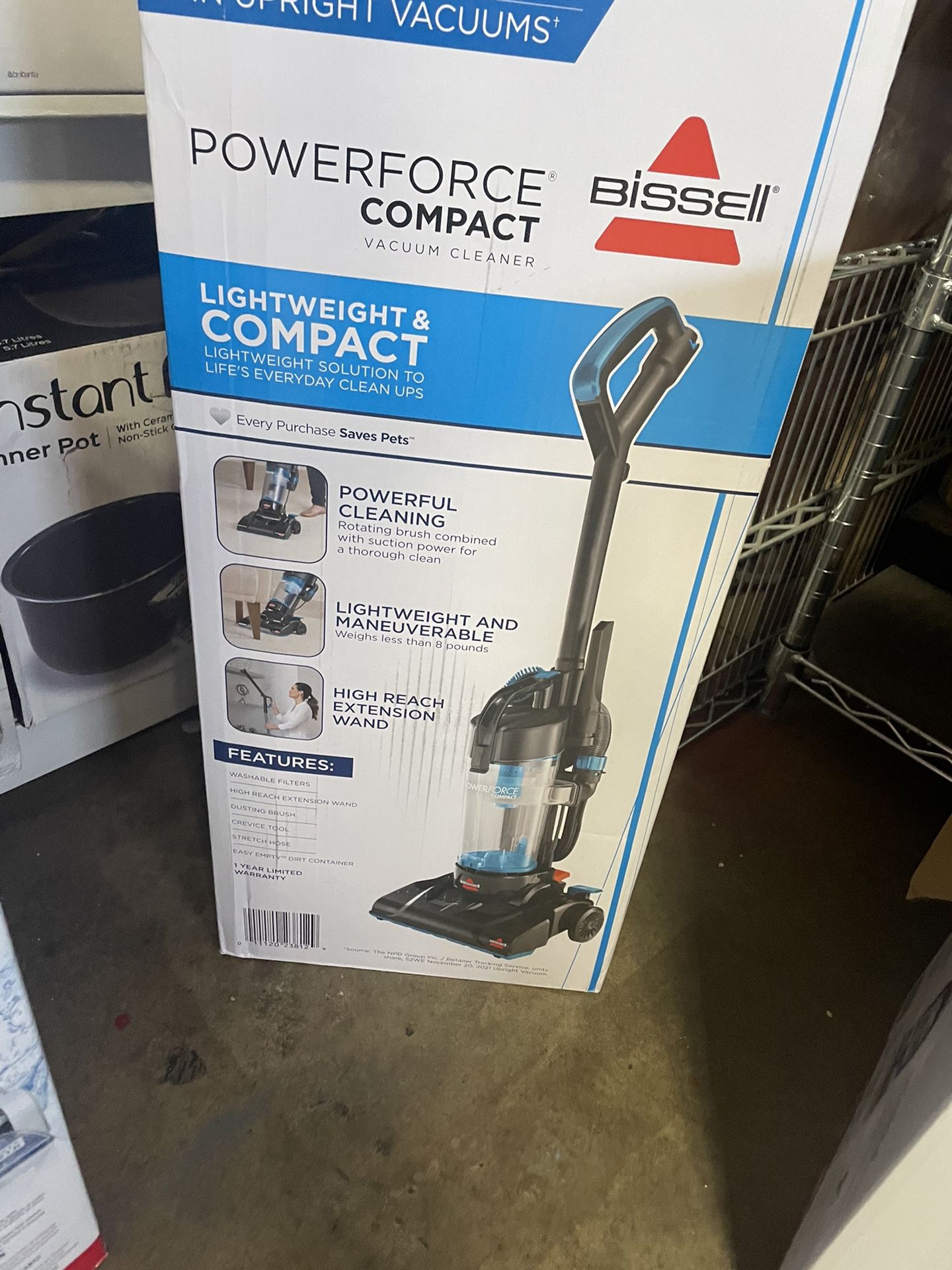Bissell Compact Lightweight Vacuum Cleaner 