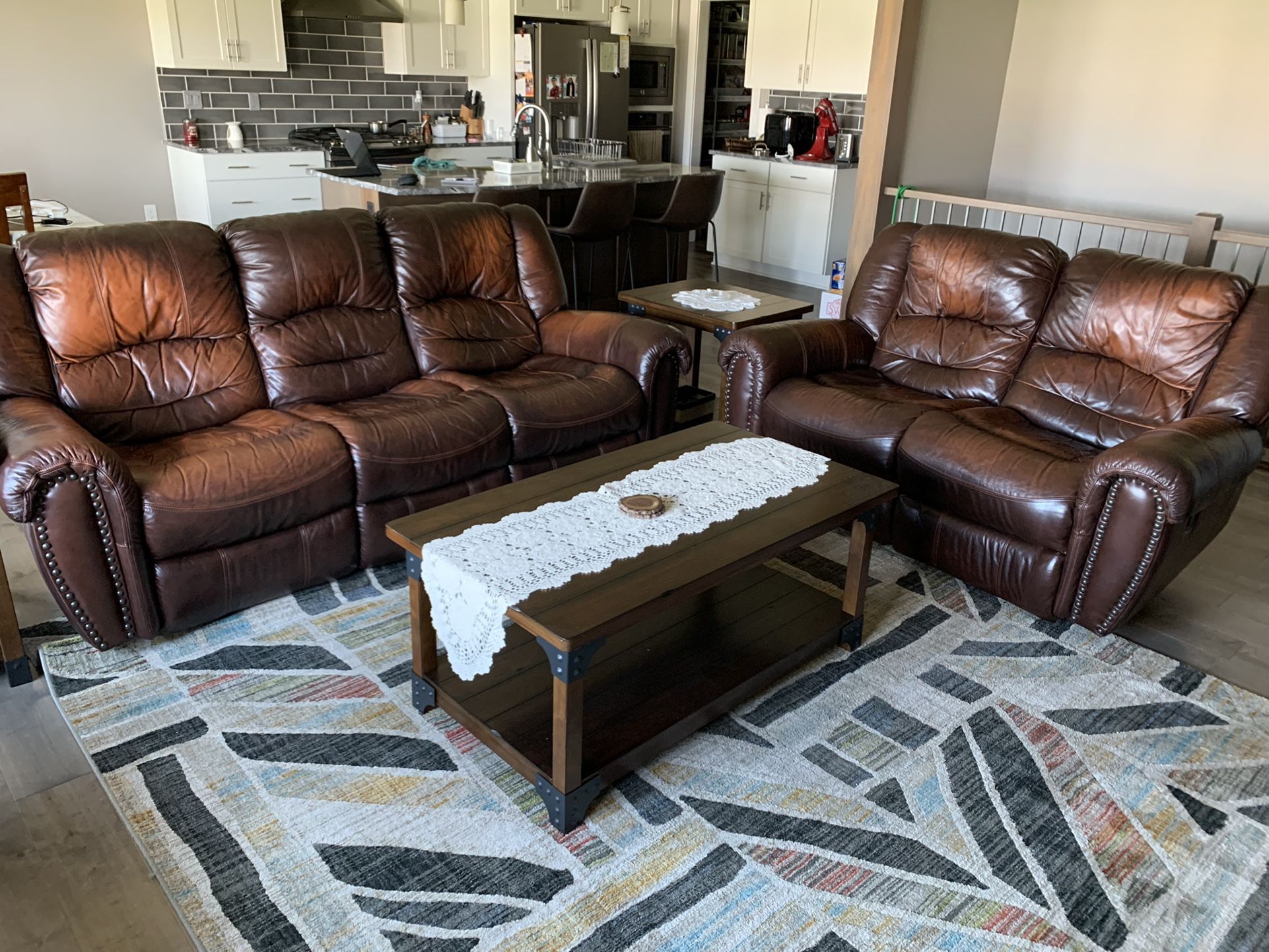 Flexsteel Leather Couch, Love Seet, Coffe Table and 2 End Tables