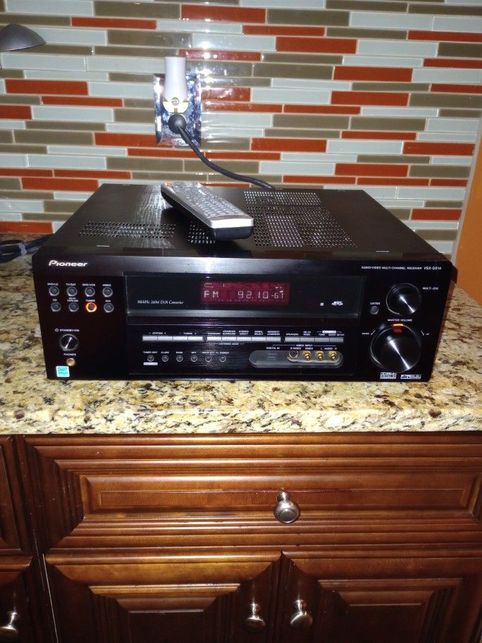 PIONEER VSX-D814-K. A/V Multi-Channel Receiver