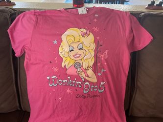 Dolly  Parton T Shirt