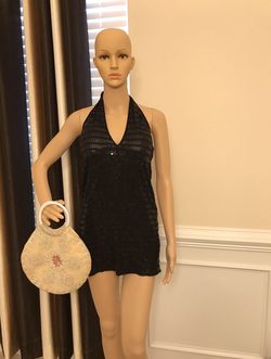 Small size black sequins dress
