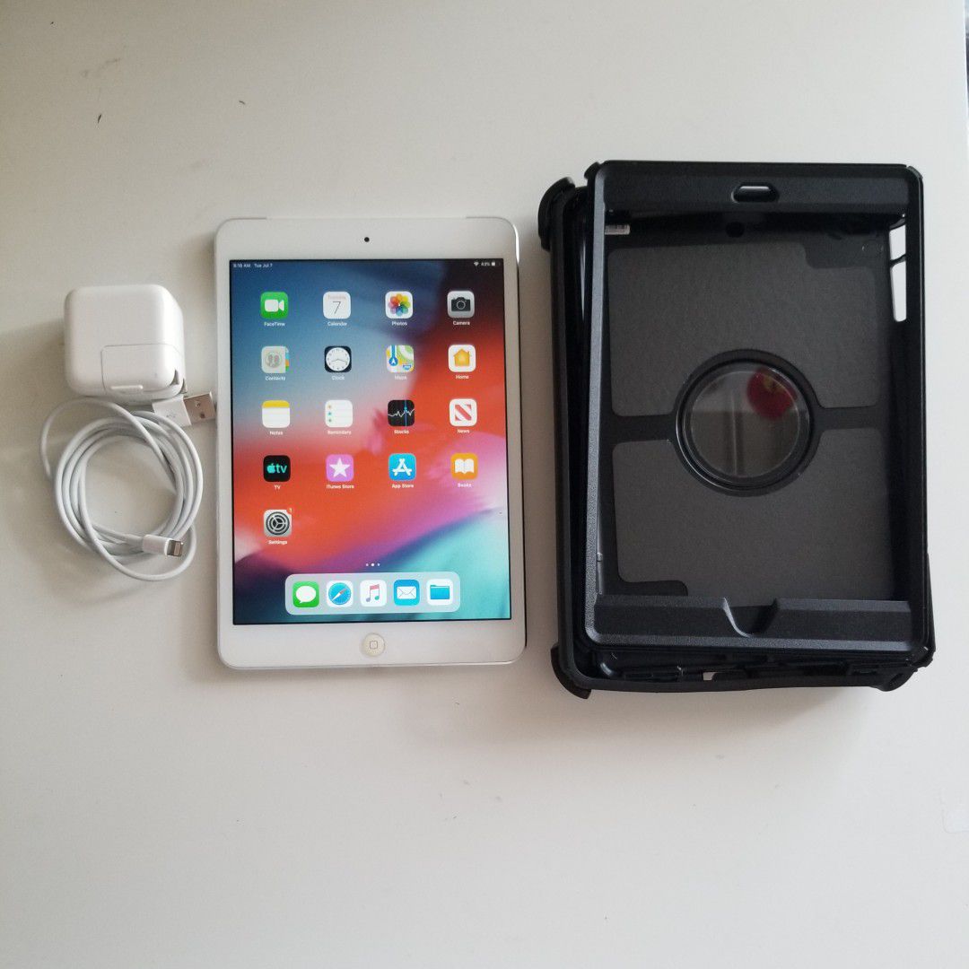 Apple iPad Mini 2, 2nd Gen (16GB) Wi-Fi + Cellular Unlocked, 7.9in iOS 12, Retina Tablet + Otterbox + Glass protector