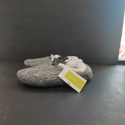 Gray Fuzzy Ultra Ideas Size 9-10