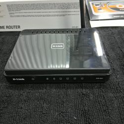 NEW SEALED BOX "D LINK" HIGH SPEED WIRELESS ROUTER, PERFECT FOR HOME / OFFICE USE OR GAMING, DONT LET THE PRICE FOOL YOU!!!