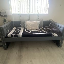 Day Bed