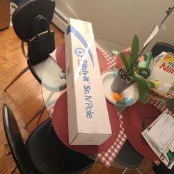 IV Pole New In Box 20$