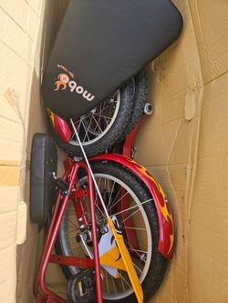 Mobo Triton Kids Tricycle Red Flame