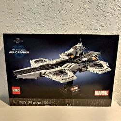 LEGO Marvel The Avengers Helicarrier Aircraft Carrier Model, 76295 (New in box)