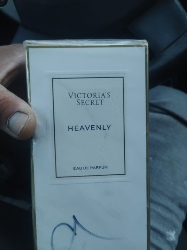 Brand New Victoria's Secret Heavenly Perfume Big Bottle