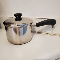 Sauce Pan With Lid 