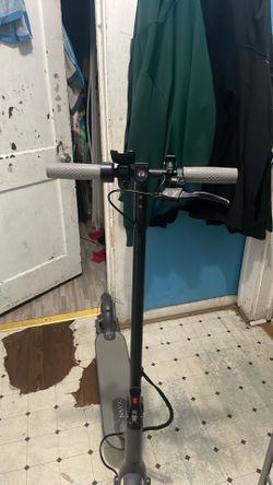 Navic T5 Electric Scooter