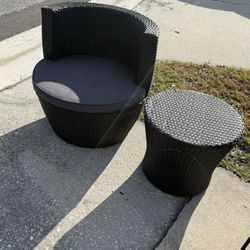 Wicker Chair With Cushion With Side Table