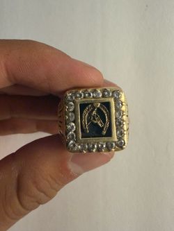 Chunky 14k horse ring