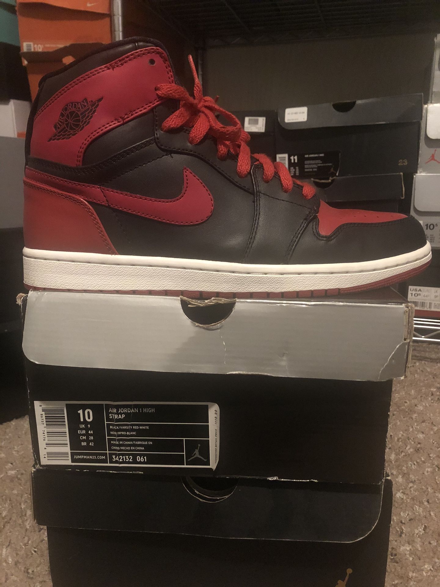 Air Jordan Retro High Strap Black/Red Sz 10