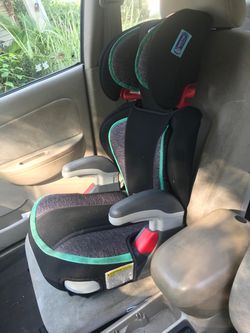 Very nice kids two and one adjustable car seat only $40