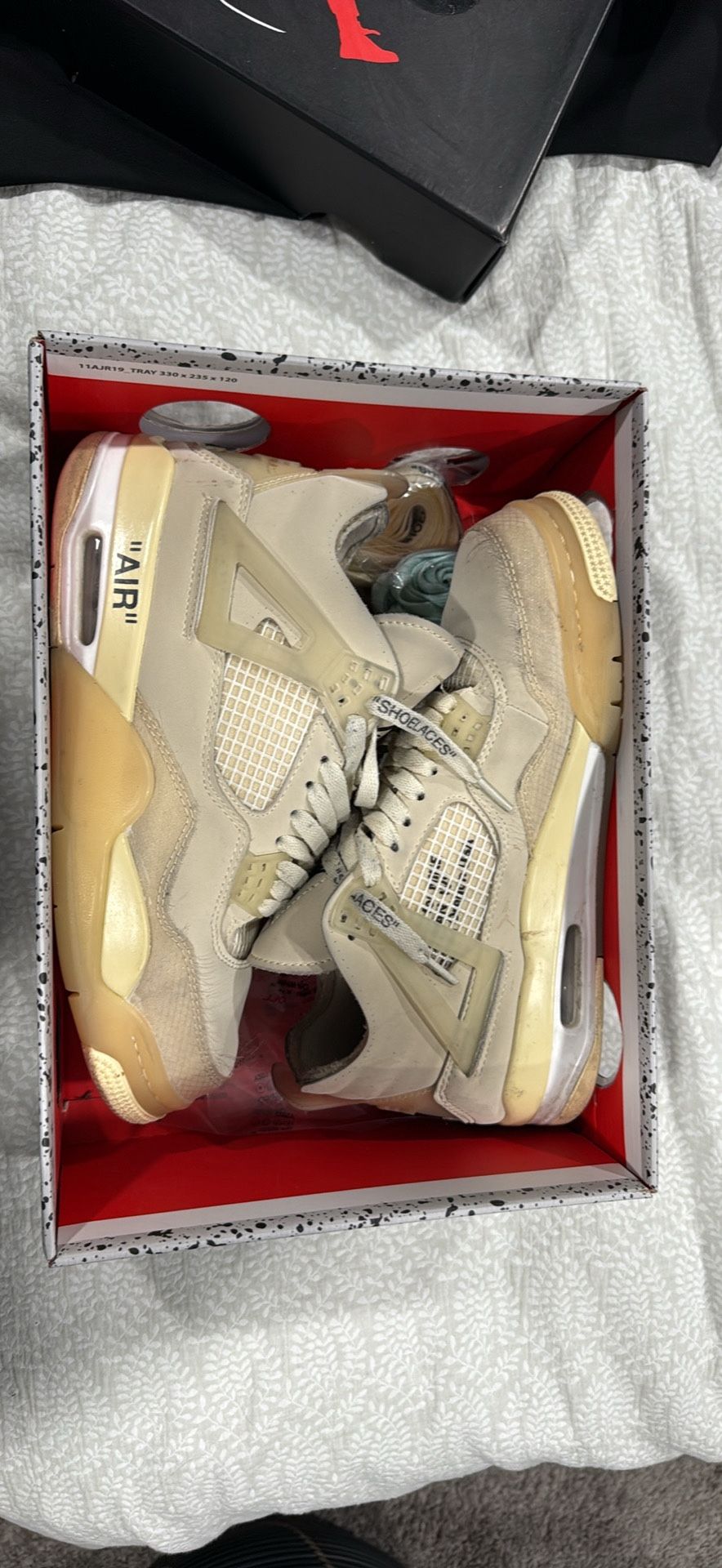 Jordan 4