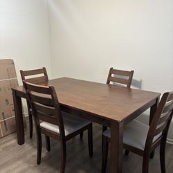 Dining Table with chairs