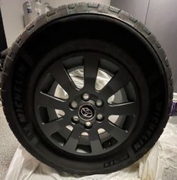 price drop 4 toyota tires brand new