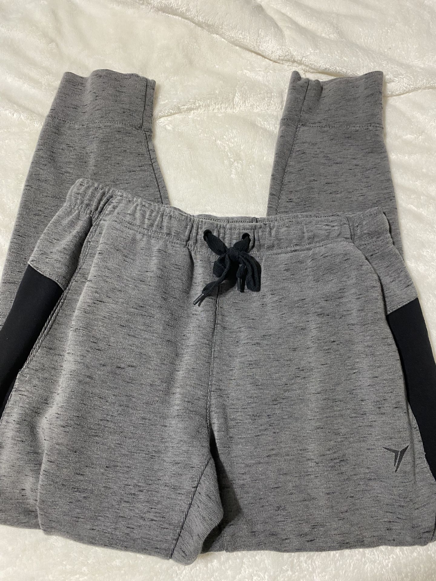 Old Navy Joggers. Men’s/Boys Size Small