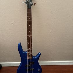 GIO Ibanez Mikro Bass Guitar W Carrying Case