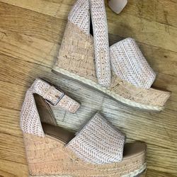 Women’s Platform Shoes Size 7.5