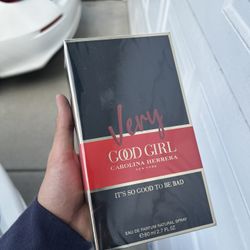 Very Good Girl Carolina Herrera Perfume
