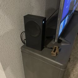 Xbox Series S Black 1tb Gaming Desk