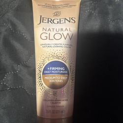 Jergens Natural Glow Medium To Dark