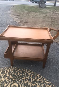 Beverage cart table