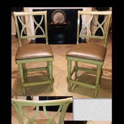 Set of 2 Beautiful Tall Designer Bar Chairs a-NEW 