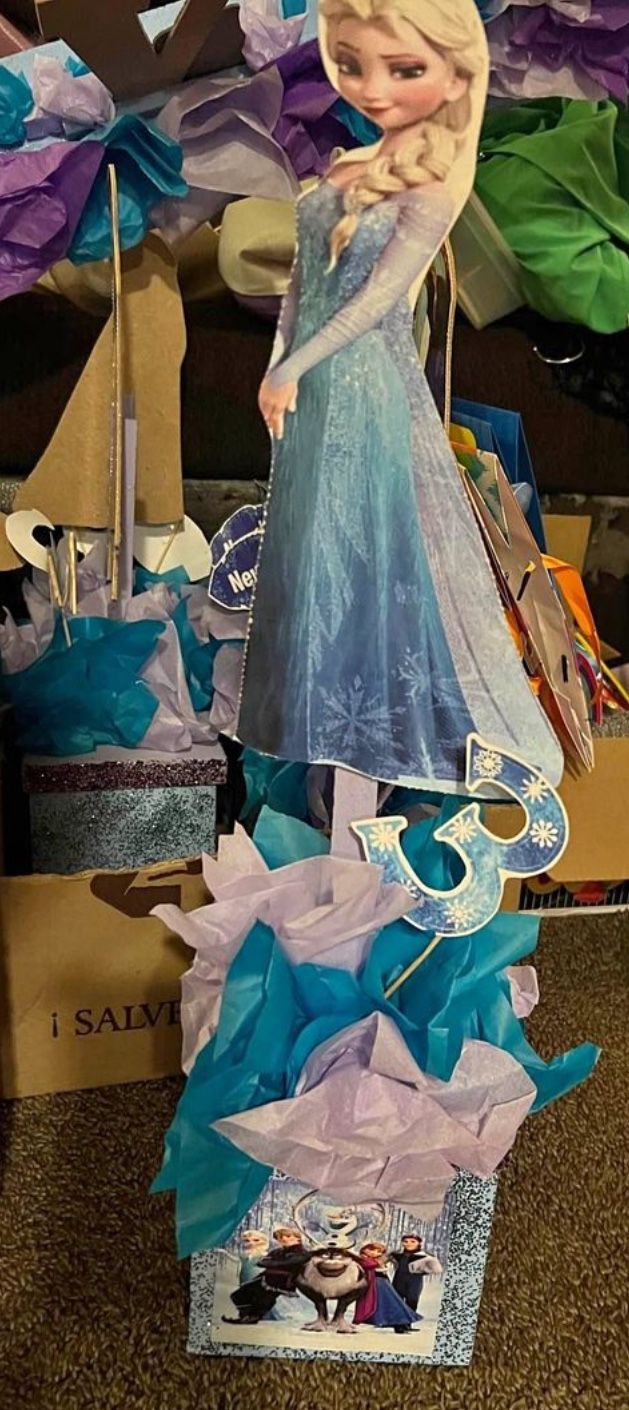 Frozen Theme Center Pieces