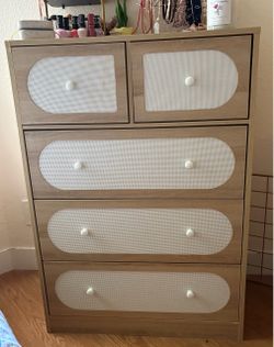 Rattan dresser (5 drawers)