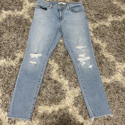 Ladies Levi’s Jeans 