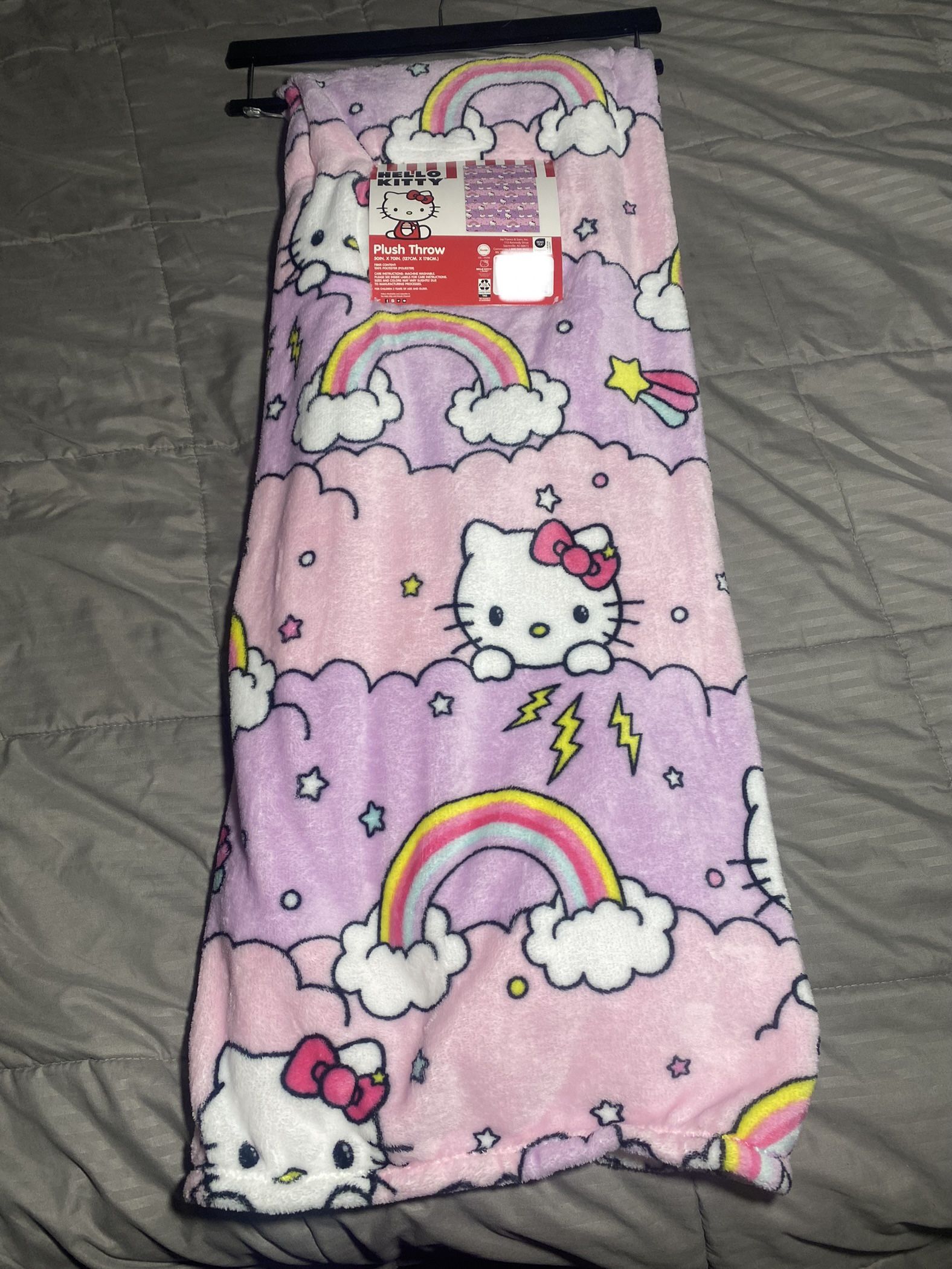 Hello Kitty Blanket
