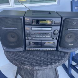 Aiwa Am/Fm Stereo 3 Pieces Cassette Cd Doesn’t Work? In Jupiter.