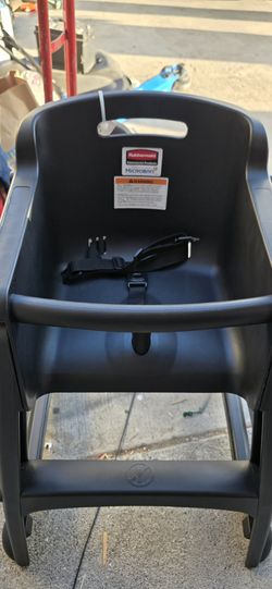 Hugh chair