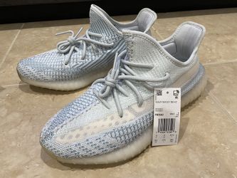 Yeezy Boost 350 V2 Cloud