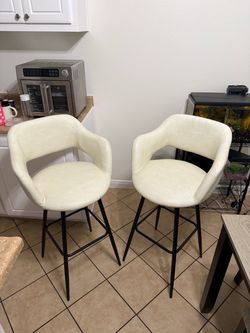 Set of 2 White Faux Leather Bar Stools