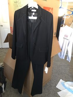 Ladies Black Suit SZ 10
